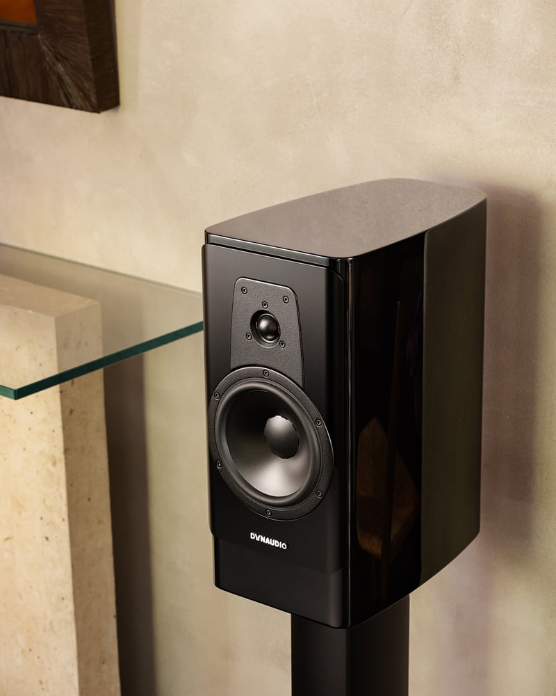 Contour 20 Black Edition - SoundStage!