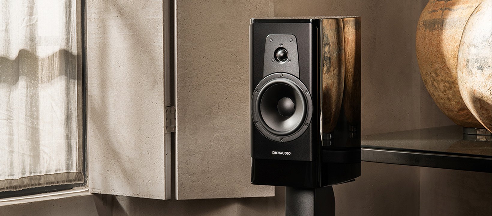 Contour 20 Black Edition - SoundStage!