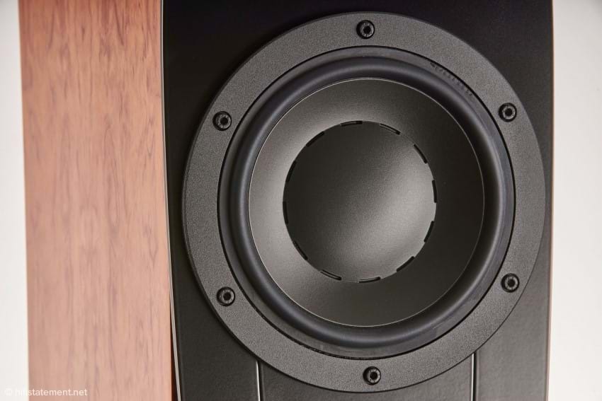 b_850_0_16777215_10_images_content_tests_15-10-09_dynaudio_2015-10-08_dynaudio-contour-s-1-4-le_004